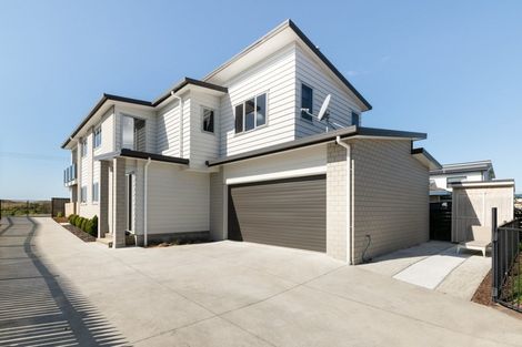 Photo of property in 912a Papamoa Beach Road, Papamoa Beach, Papamoa, 3118