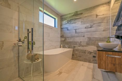 Photo of property in 19 Austin Drive, Whitianga, 3510