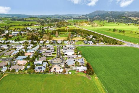 Photo of property in 15 Lowburn Avenue, Waipu, 0510