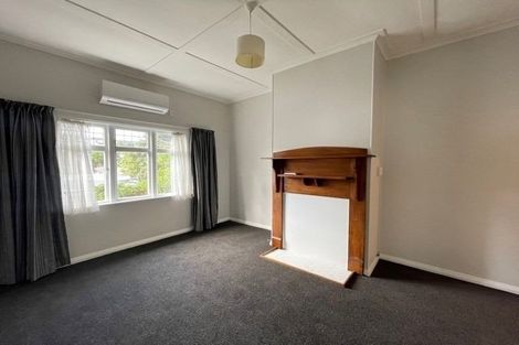 Photo of property in 23 Medway Street, Island Bay, Wellington, 6023