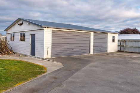 Photo of property in 1 Andrew Street, Waimate, 7924