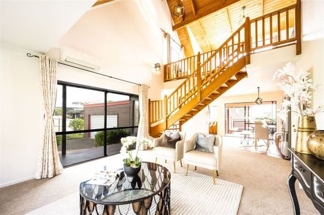 Photo of property in 17 Unsworth Drive, Unsworth Heights, Auckland, 0632