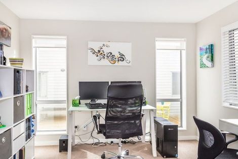 Photo of property in 10 Vera Court, Silverdale, 0932