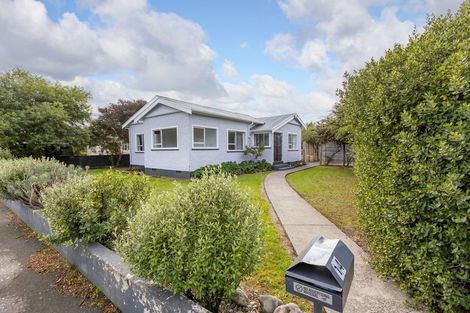 Photo of property in 14 Rexwood Street, Carterton, 5713