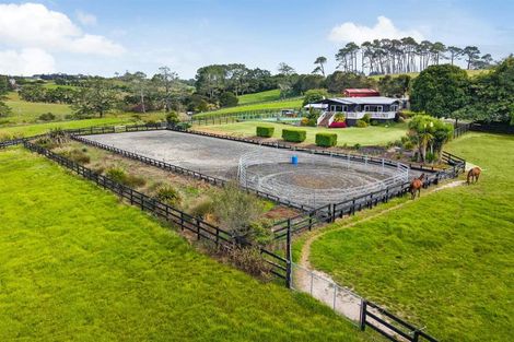 Photo of property in 145 Hanham Road, Kumeu, 0891