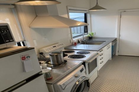 Photo of property in 22 King Edward Parade, Devonport, Auckland, 0624