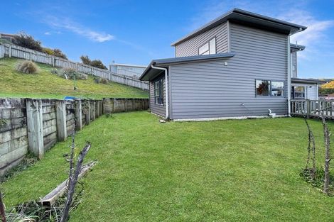 Photo of property in 12 Frankie Stevens Place, Riverstone Terraces, Upper Hutt, 5018