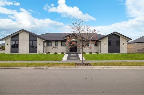 Photo of property in 32 Bill Harvey Drive, Halswell, Christchurch, 8025