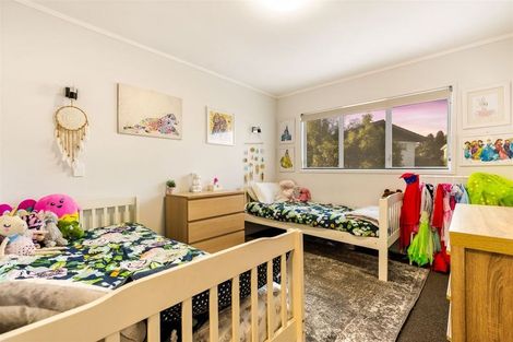 Photo of property in 93 Oreil Avenue, West Harbour, Auckland, 0618