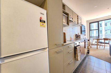 Photo of property in Atrium Towers, 5e/154 The Terrace, Wellington Central, Wellington, 6011