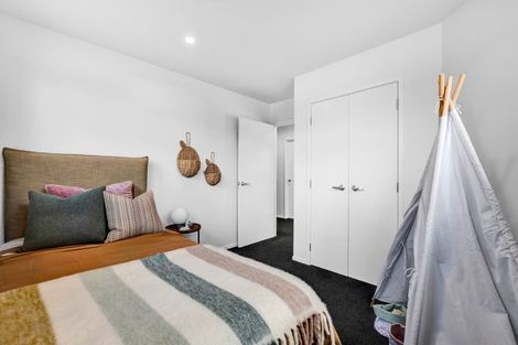 Photo of property in 14 Shearer Drive, Oakura, 4314