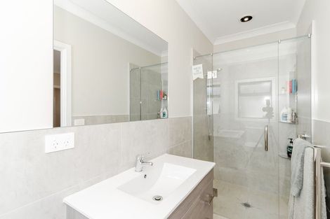 Photo of property in 61a Avondale Road, Taradale, Napier, 4112