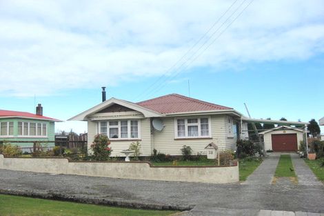 Photo of property in 18 Ashmore Avenue, Cobden, Greymouth, 7802