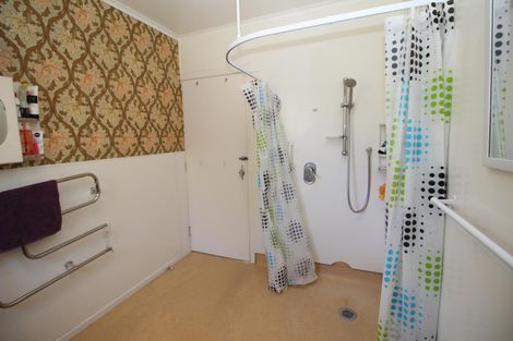 Photo of property in 7 Darroch Street, Fairy Springs, Rotorua, 3015