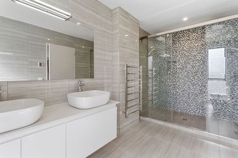 Photo of property in 32c Hewitts Road, Merivale, Christchurch, 8014