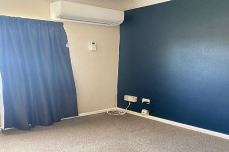 Photo of property in 20a Ludlam Crescent, Woburn, Lower Hutt, 5010