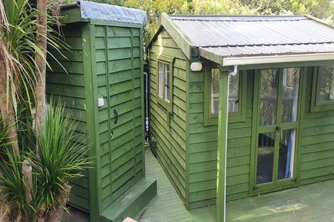 Photo of property in 279 Motutara Road, Muriwai, Waimauku, 0881