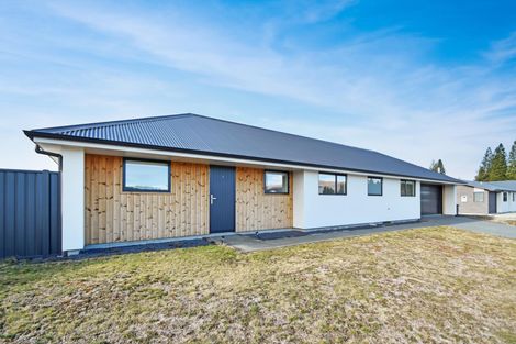 Photo of property in 8 Jack Adamson Drive, Twizel, 7901