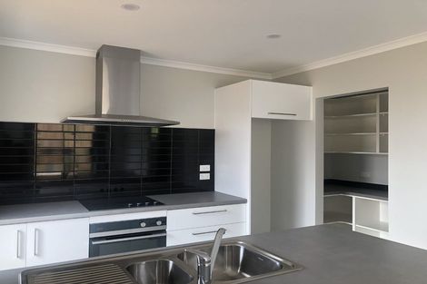 Photo of property in 15 Maui Place, Te Kamo, Whangarei, 0112