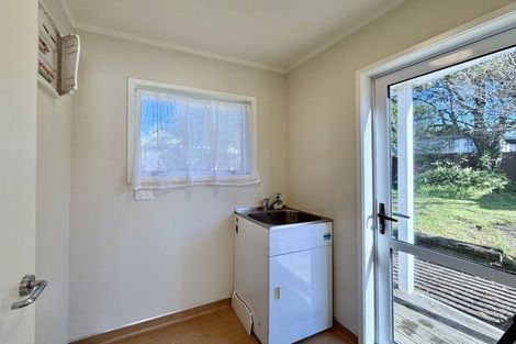Photo of property in 52 Moncrieff Avenue, Clendon Park, Auckland, 2103
