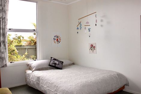 Photo of property in 144 Queen Street, Westport, 7825