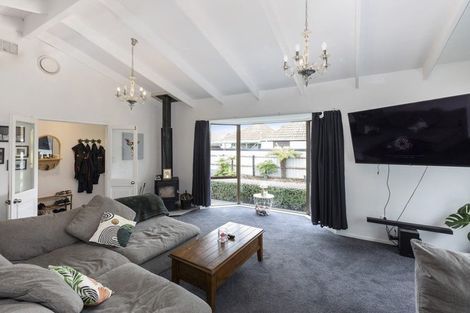 Photo of property in 20b Dunbarton Street, Redwood, Christchurch, 8051