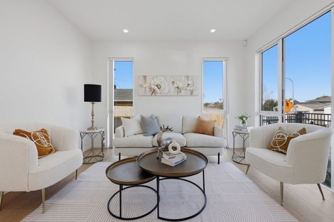Photo of property in 33 Sorrel Crescent, Bucklands Beach, Auckland, 2012