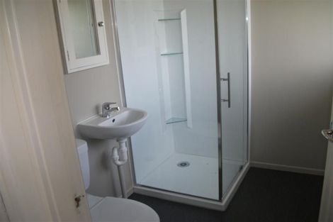 Photo of property in 2/7 Bridge Street, Melling, Lower Hutt, 5010