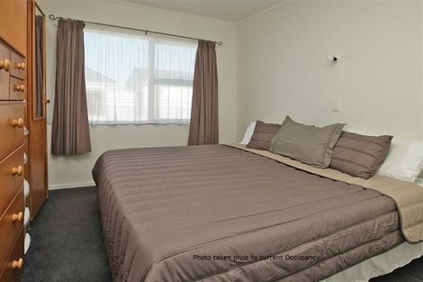 Photo of property in 1/102 Endeavour Street, Lyall Bay, Wellington, 6022