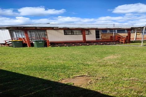 Photo of property in 2 Pandora Place, Pakuranga, Auckland, 2010