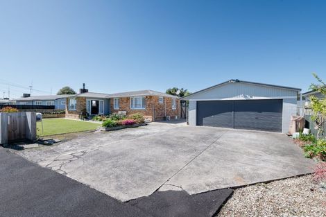 Photo of property in 27 Cotton Street, St Andrews, Hamilton, 3200