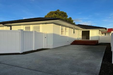 Photo of property in 117 Vodanovich Road, Te Atatu South, Auckland, 0610