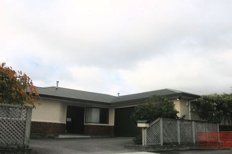 Photo of property in 77 Lyndhurst Street, Takaro, Palmerston North, 4412