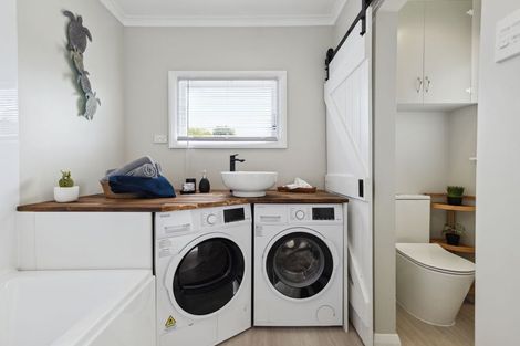 Photo of property in 299b Carrington Street, Vogeltown, New Plymouth, 4310