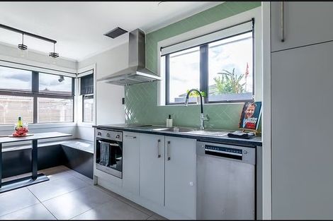 Photo of property in 15 Milan Road, Papatoetoe, Auckland, 2025