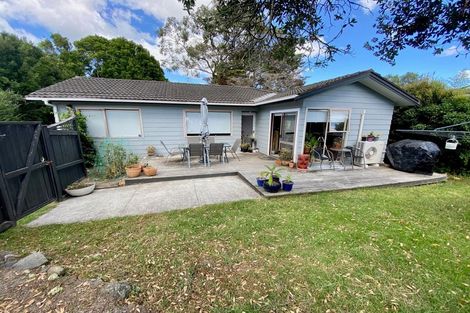 Photo of property in 34 Kelman Road, Kelston, Auckland, 0602
