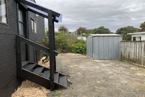 Photo of property in 27 Ngaio Street, Otaki Beach, Otaki, 5512