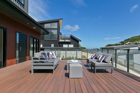 Photo of property in 1 Ara Haewai, Houghton Bay, Wellington, 6023