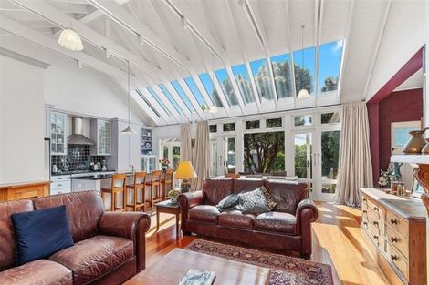 Photo of property in 16 Mallam Street, Karori, Wellington, 6012