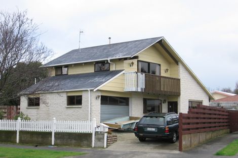 Photo of property in 4 Capri Place, Awapuni, Palmerston North, 4412