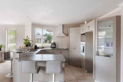 Photo of property in 106 Doncaster Drive, Papamoa Beach, Papamoa, 3118