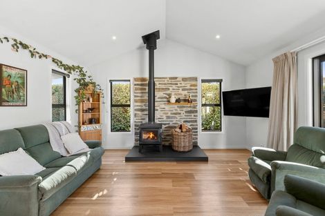 Photo of property in 25 Bell Street, Lake Hawea, Wanaka, 9382