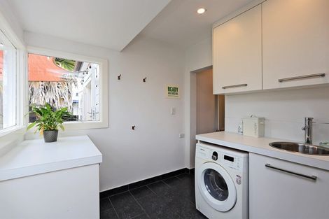 Photo of property in 4 Lamason Street, Greenmeadows, Napier, 4112