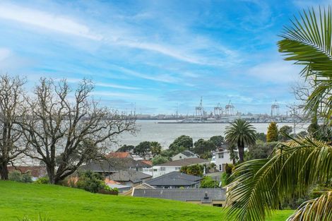 Photo of property in 35 Levers Road, Matua, Tauranga, 3110