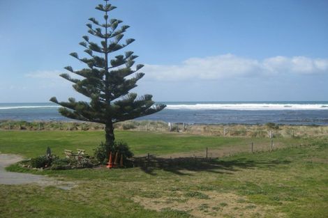 Photo of property in 75b Akitio Esplanade, Akitio, Pongaroa, 4991