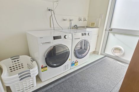 Photo of property in 5 Edwin Chambers Drive, Motueka, 7120