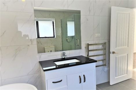 Photo of property in 50 Ashley Avenue, Long Bay, Auckland, 0630