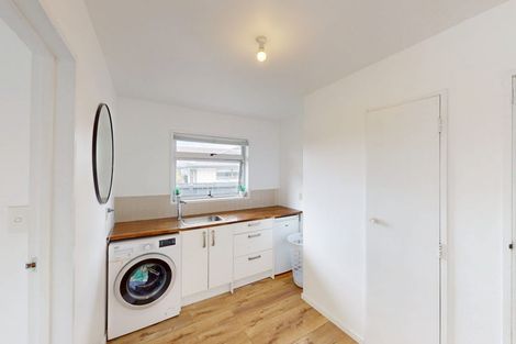 Photo of property in 21 Meadowbrook Drive, Cloverlea, Palmerston North, 4412