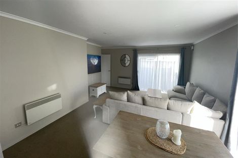Photo of property in 215 Wainui Road, Silverdale, 0932