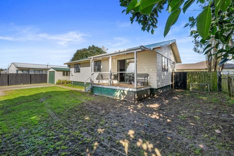 Photo of property in 10 Volta Place, Clendon Park, Auckland, 2103